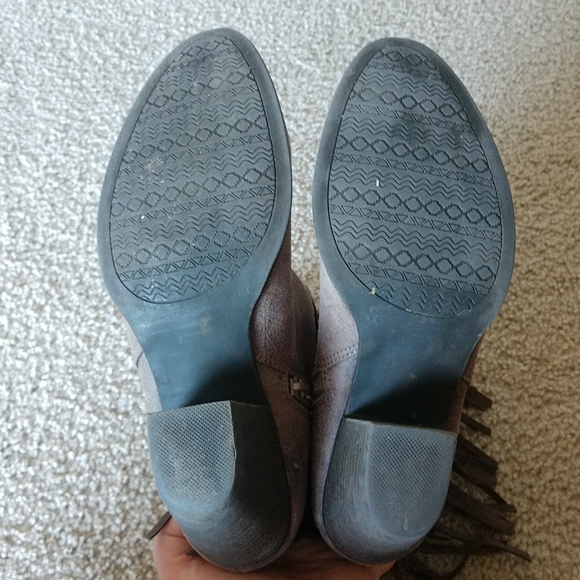 Boots - Picture 5 of 5